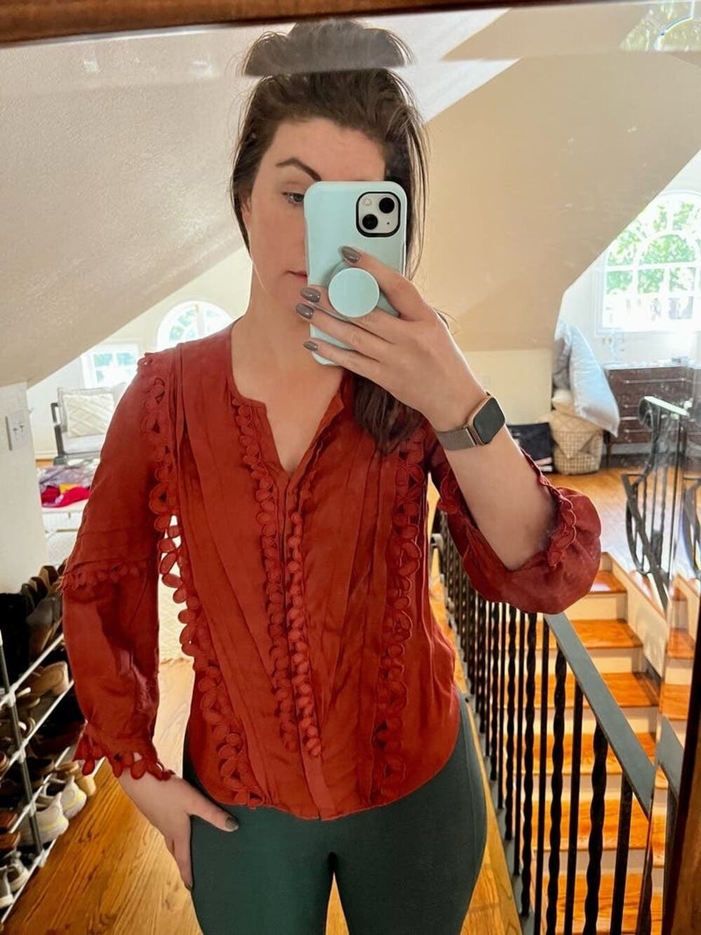 REBECCA TAYLOR Rustic Red Embroidered Silk Blend V-Neck Button Top size 2